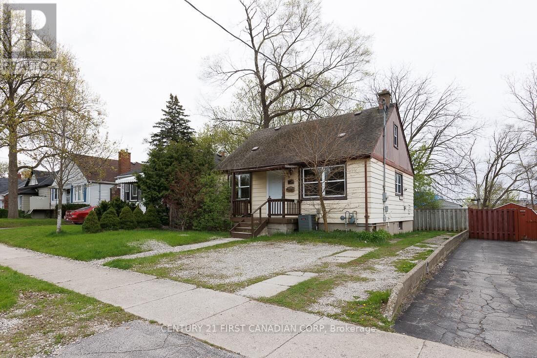 Property Photo: 1185 Albany Street ON N5W 3L6