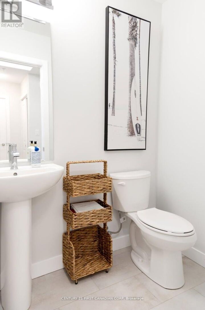 Property Photo: 100 The Promenade 403 ON N5L 0B7