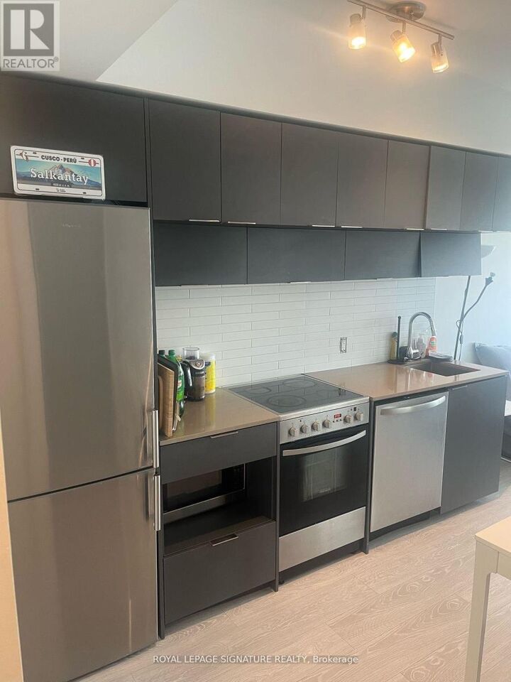 Property Photo:  181 Dundas Street East 3101  ON M5A 0N5 