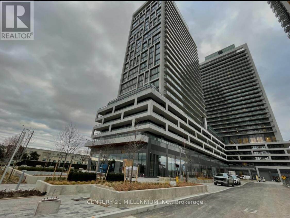 Property Photo:  8960 Jane Street 2212  ON L4K 0N9 