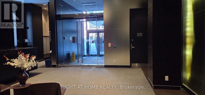 Property Photo:  478 King Street West 911  ON M5V 0A8 