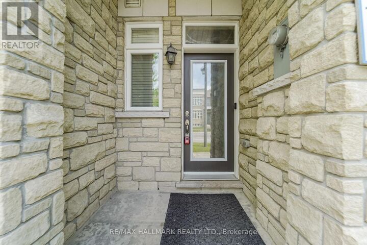 Property Photo: 235 South Unionville Avenue ON L3R 5L3