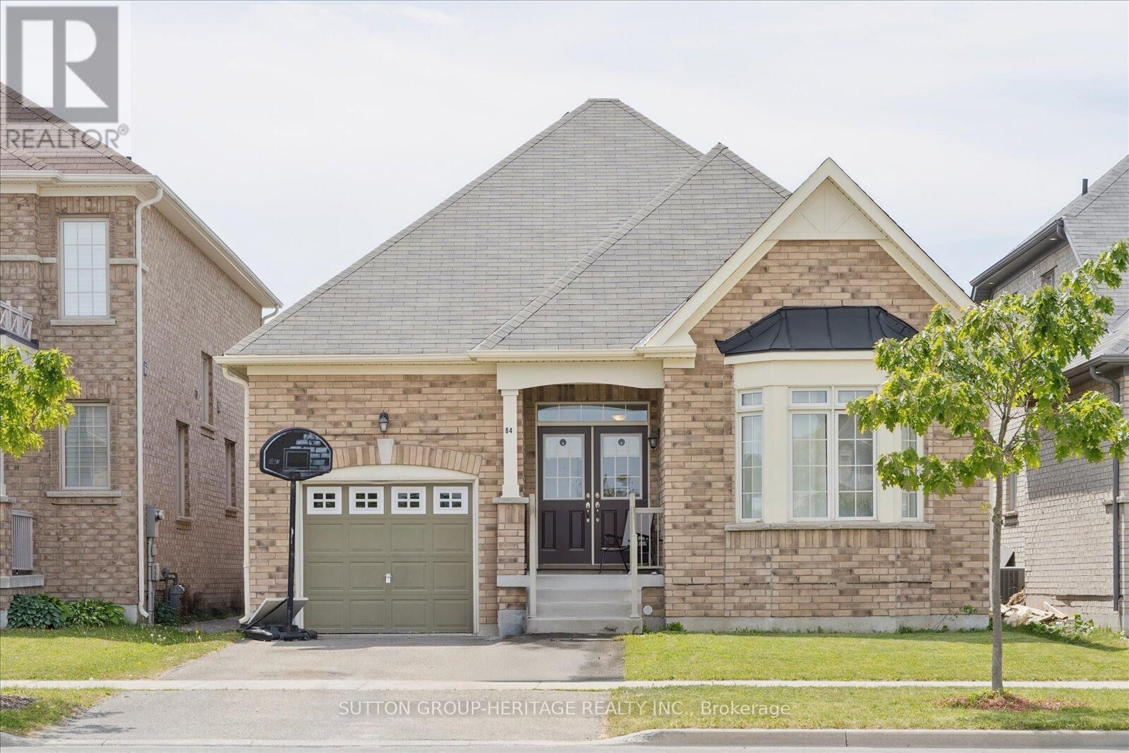 Property Photo:  64 Pedwell Street  ON L1B 0E1 