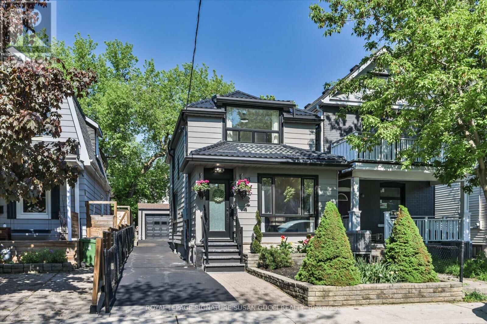 Property Photo:  93 Coleridge Avenue  ON M4C 4H7 