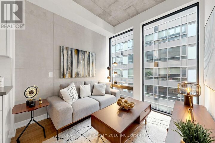 Property Photo:  284 King Street East 808  ON M5A 1K4 