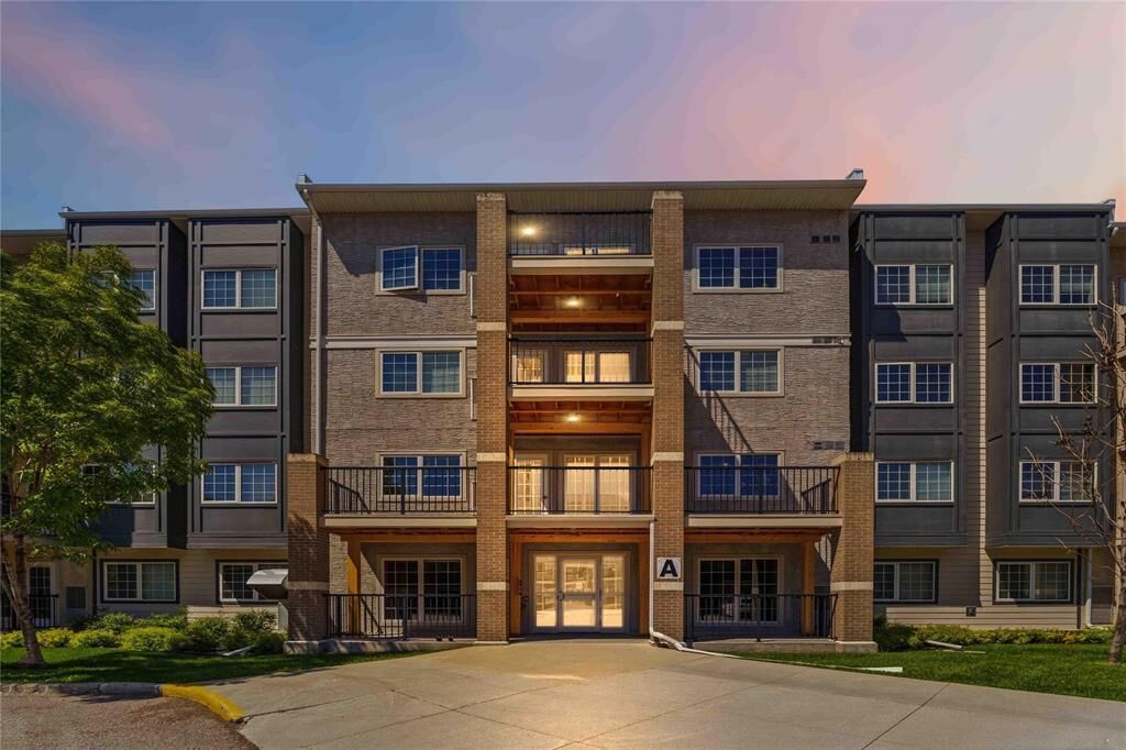 Property Photo:  25 Bridgeland Drive  MB R3Y 0K5 