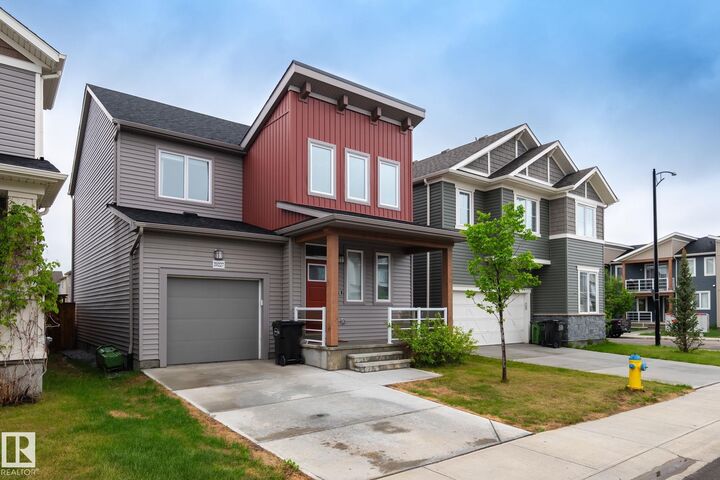 Photo de la propriété:  20227 17ave NW  AB T6M 1K6 