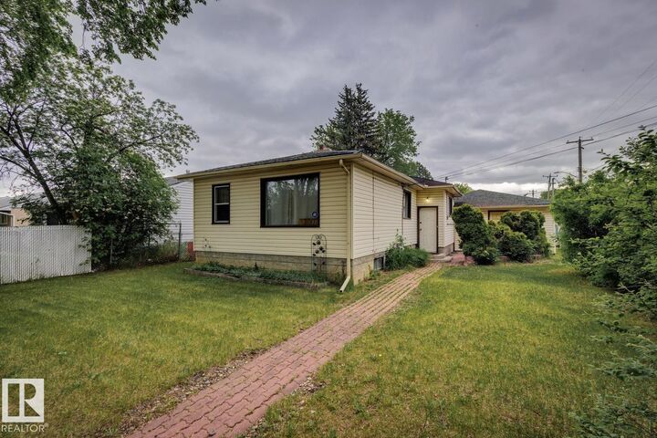 Photo de la propriété: 13007 116 Street NW AB T5E 5H6