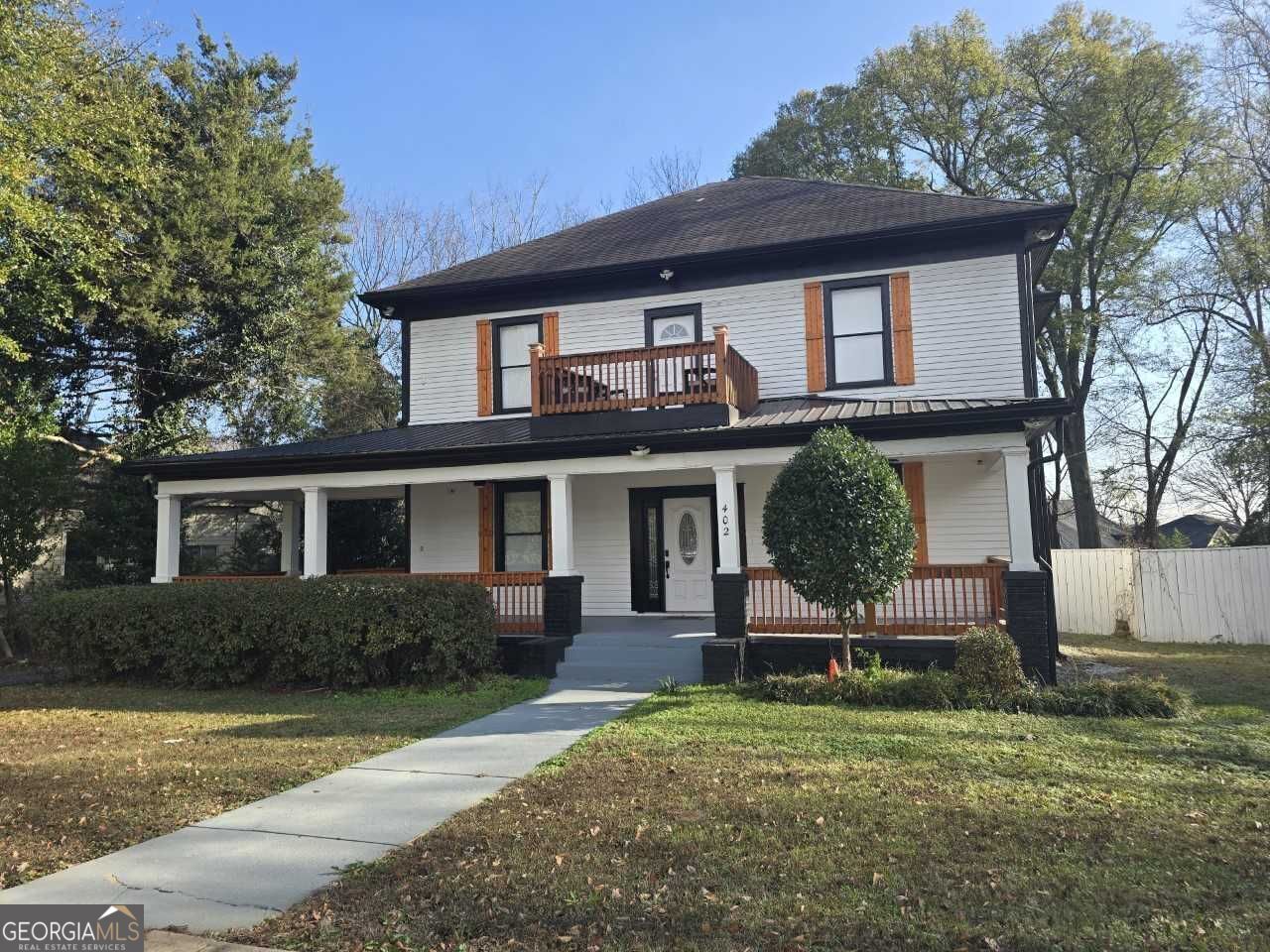 Property Photo:  402 Meriwether Street  GA 30224 