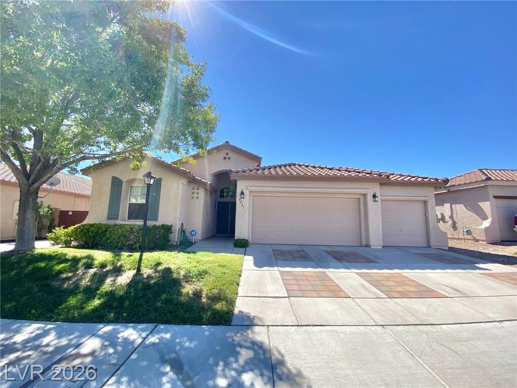 Property Photo: 8221 Jo Marcy Drive NV 89131