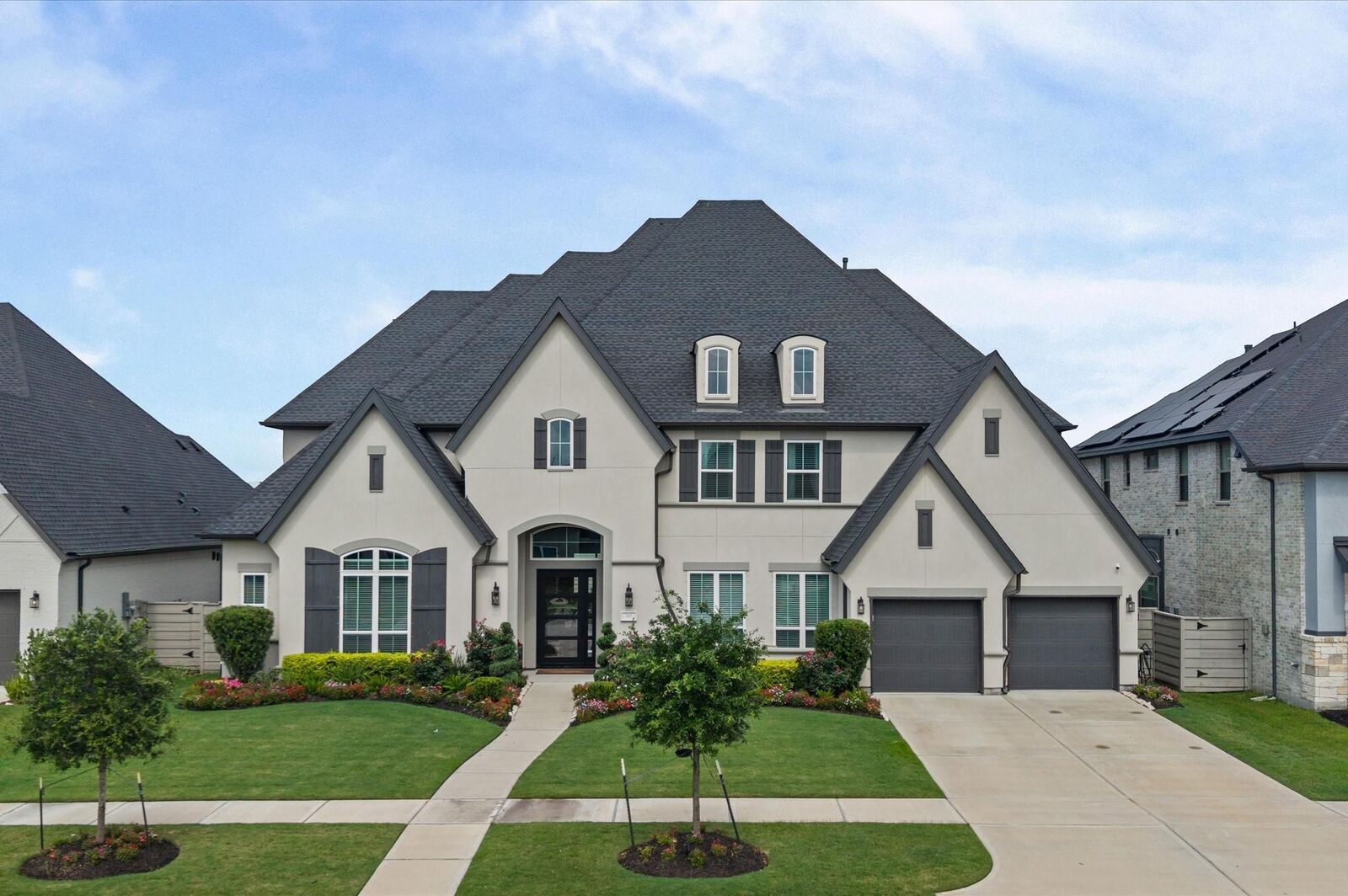 Property Photo:  4923 Grapevine Lane  TX 77578 