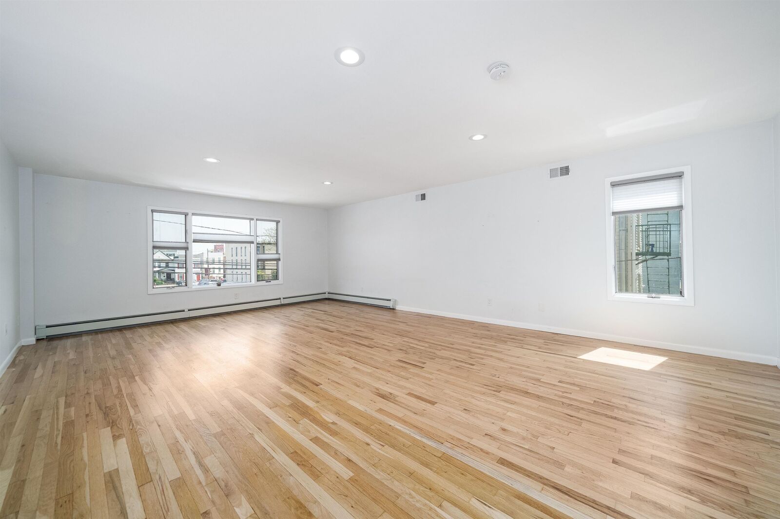 Property Photo:  139 Cambridge Ave 1  NJ 07307 