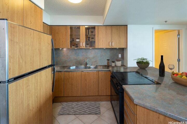 Property Photo:  801 S King Street 3003  HI 96813 