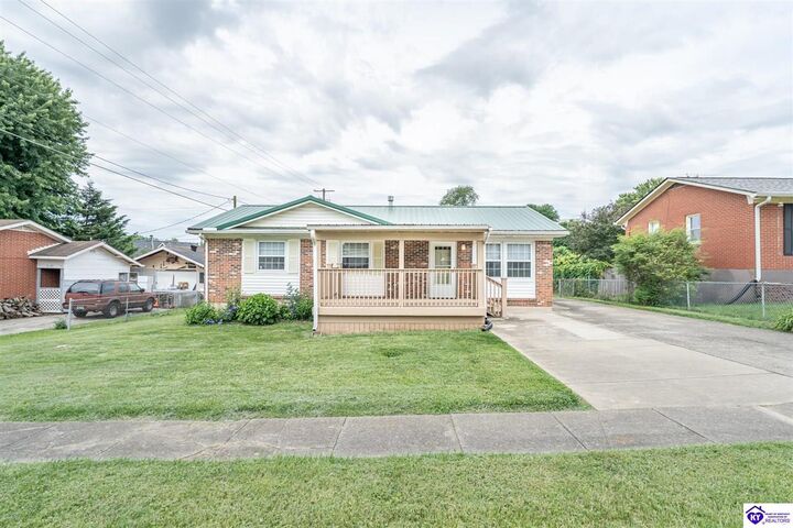 Property Photo: 309 Elmhurst Avenue KY 40175