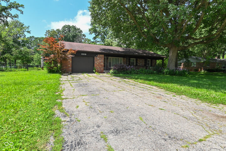 Property Photo: 318 Kirk Drive W IN 46234