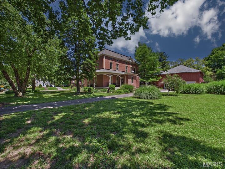 Property Photo:  1715 Liberty Street  IL 62002 