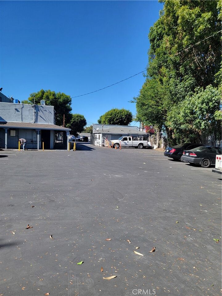 Property Photo:  1702 N Long Beach  CA 90221 