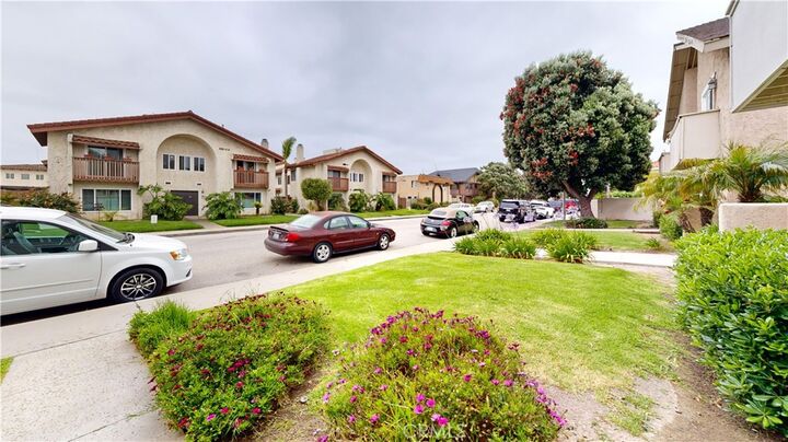 Property Photo:  5117 W Wooley 1  CA 93035 
