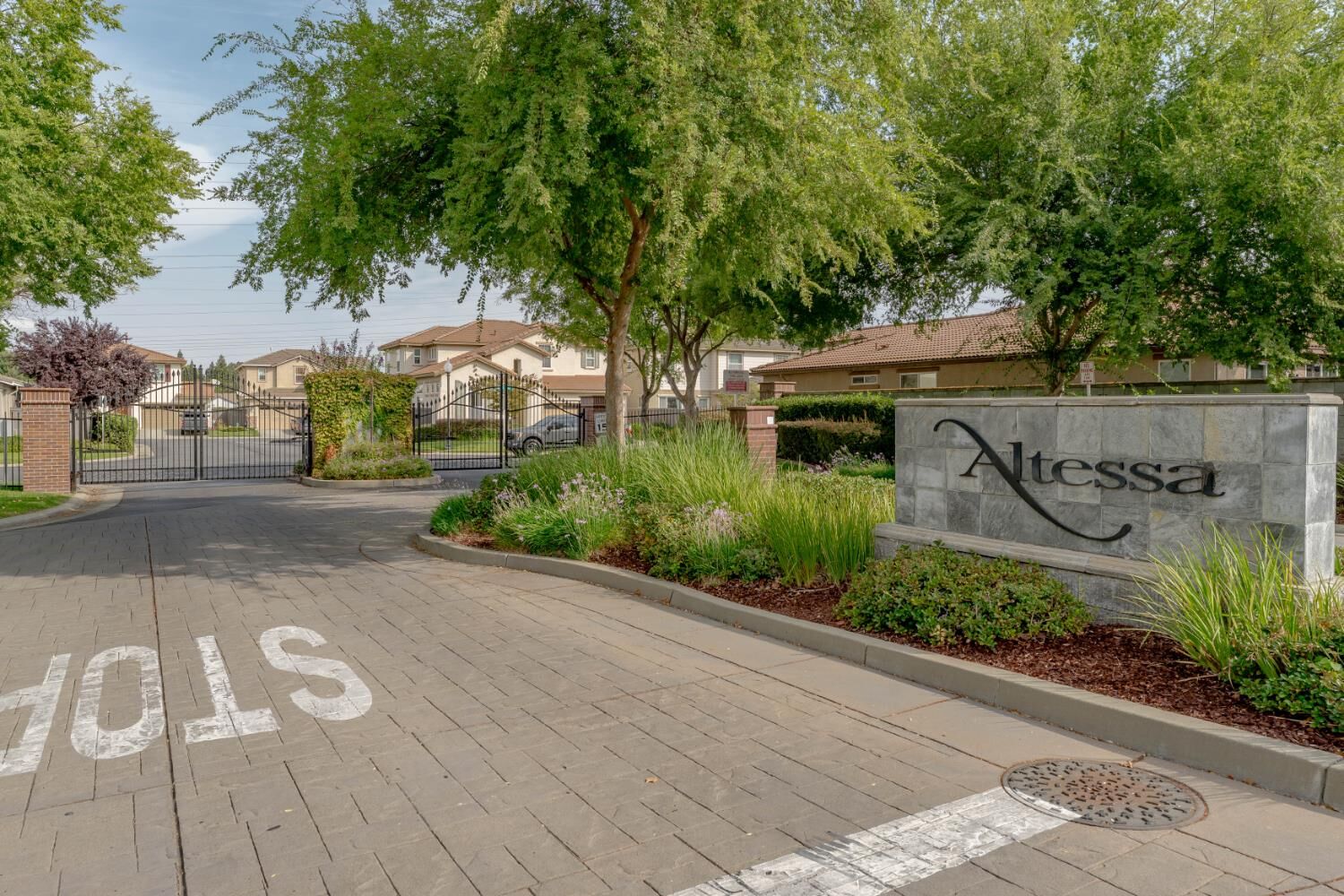 Property Photo: 1472 Snapdragon Lane CA 95747