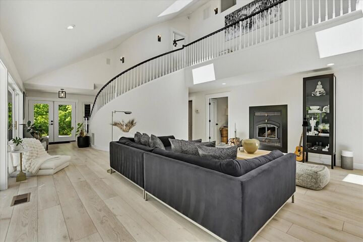 Property Photo: 14381 Sunrock Road CA 95959