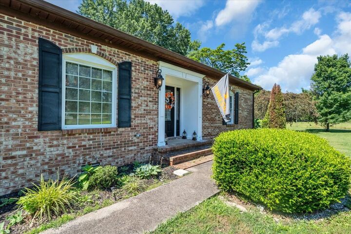 Property Photo:  6263 Windrow Rd  TN 37153 