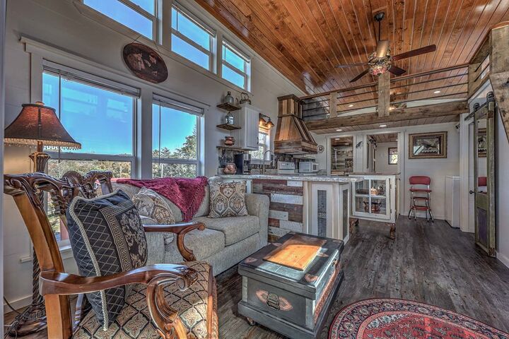 Property Photo:  476, 478 Lapidary Lane  GA 30582 