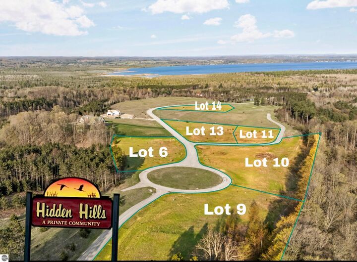 Property Photo:  4910 Panorama Drive NW  MI 49676 