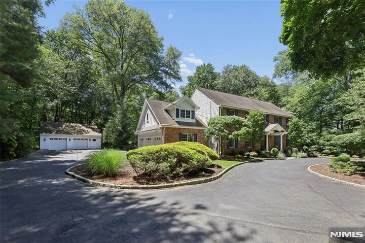 Property Photo:  27 Duane Lane  NJ 07627 