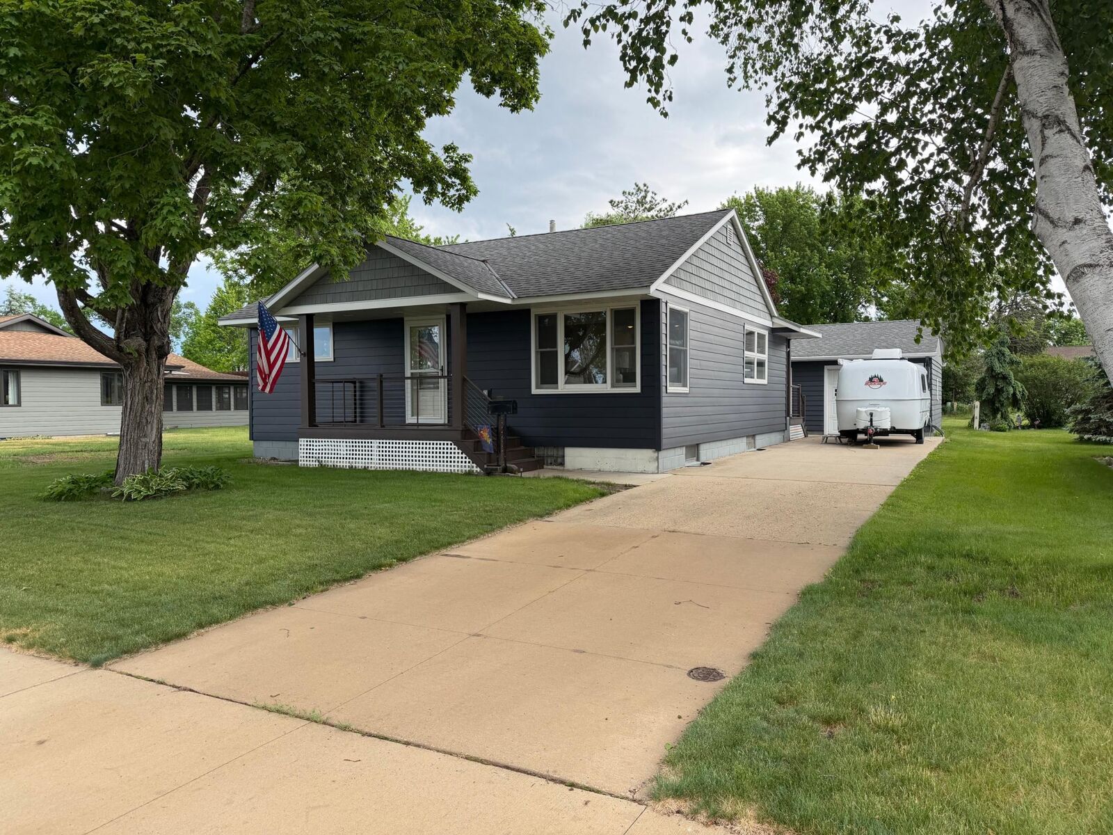 Property Photo: 544 Oak Street N MN 56378