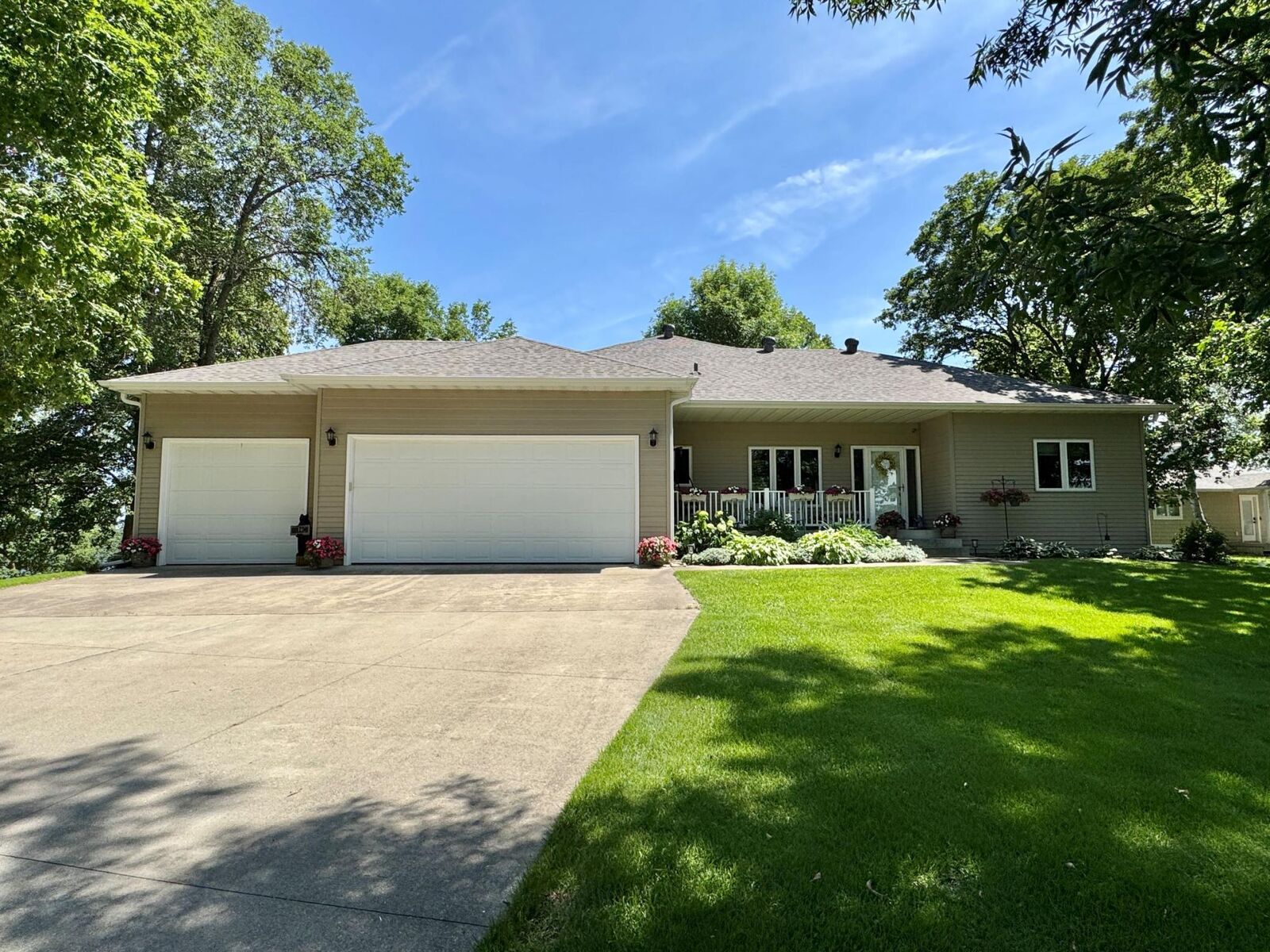 Property Photo:  33678 Wildwood Drive  MN 56528 