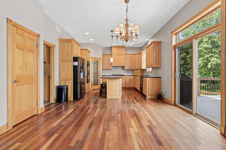 Property Photo:  101 8th Avenue SE  MN 55040 