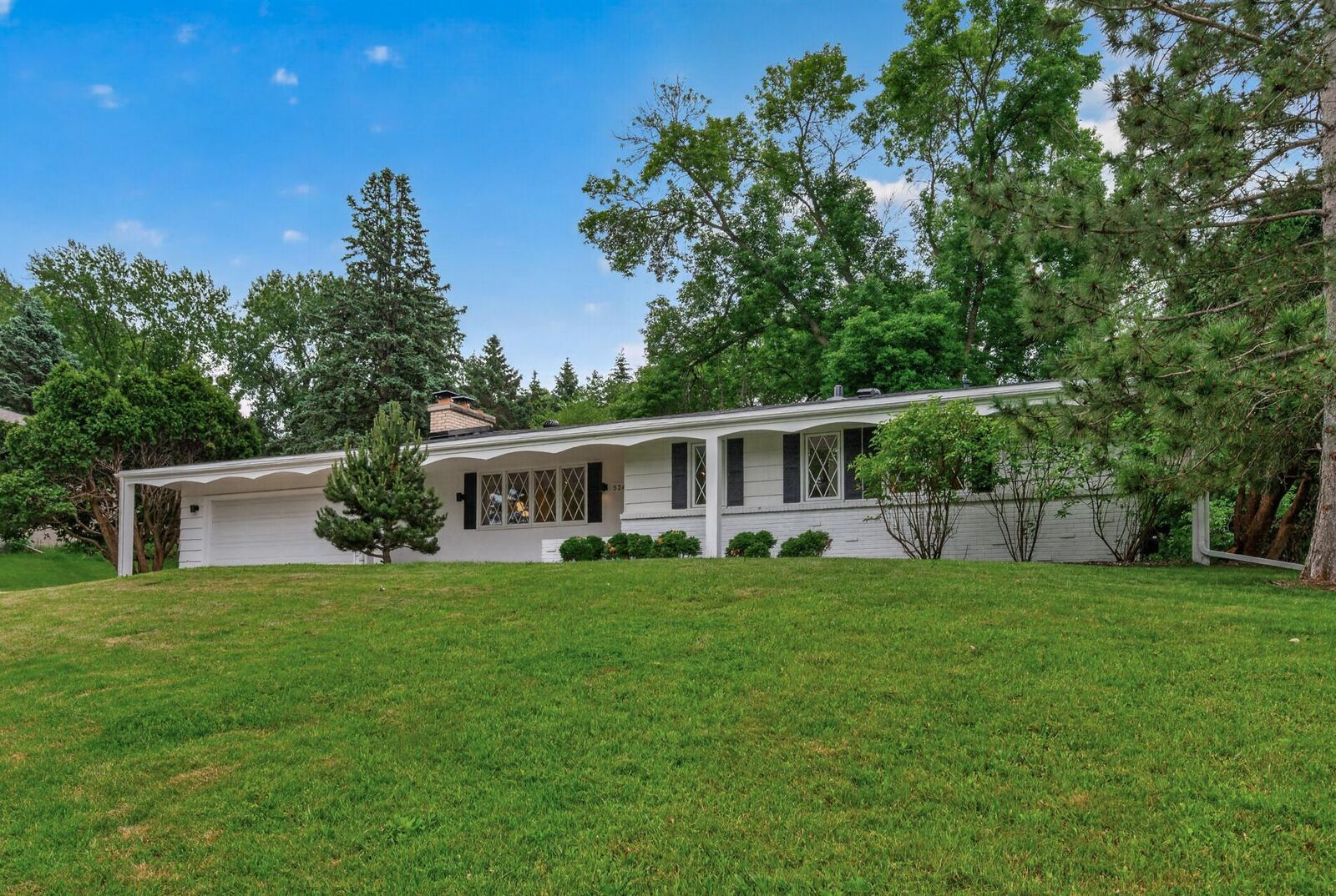 Property Photo:  5249 W 92nd Street  MN 55437 