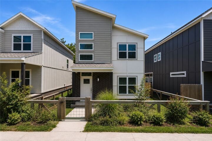 Property Photo: 1118 S Dunn Avenue AR 72701