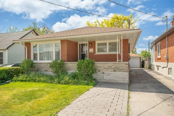 Property Photo: 995 Weber Street E ON N2A 1B4