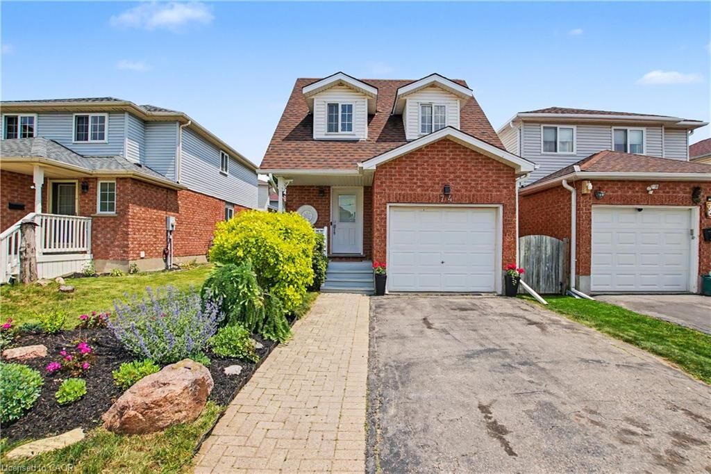 Property Photo:  74 Activa Avenue  ON N2E 3R4 