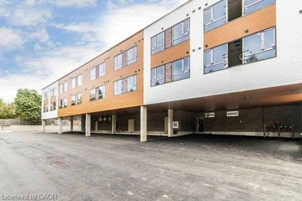 Property Photo: 580 Coldstream Drive 307 ON N2V 2H3