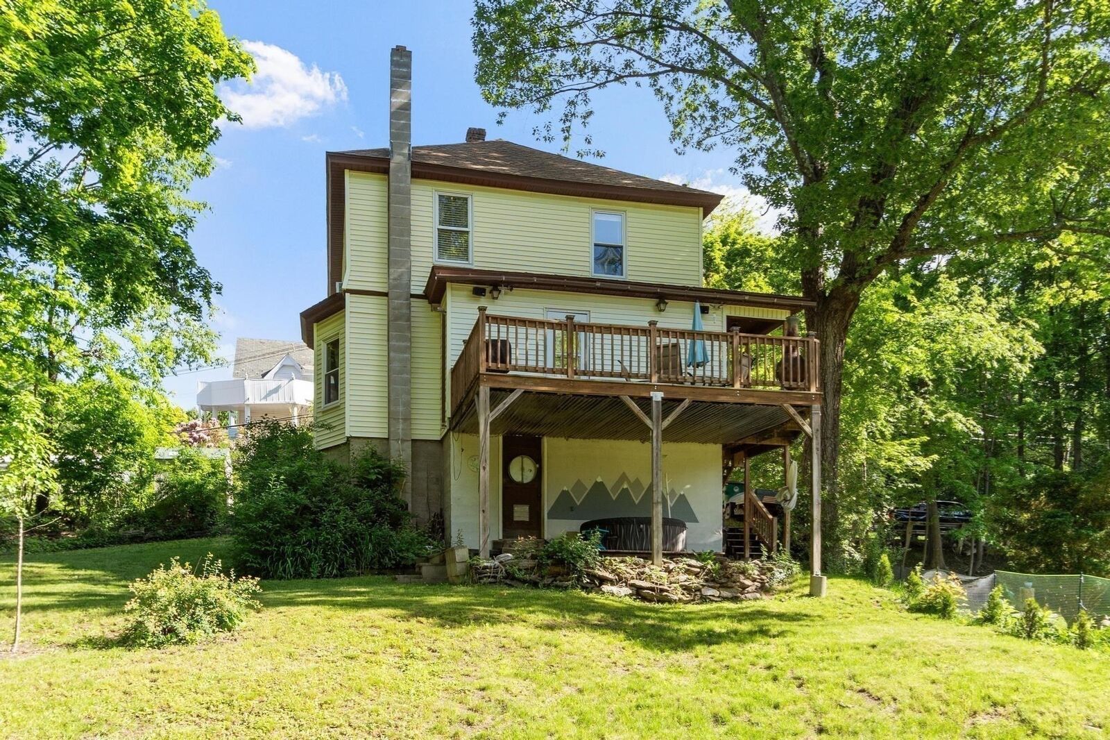 Property Photo:  113 Simonds St  MA 01420 
