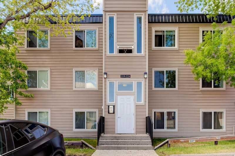 Property Photo:  315 Heritage Drive SE 222  AB T2H 1N2 
