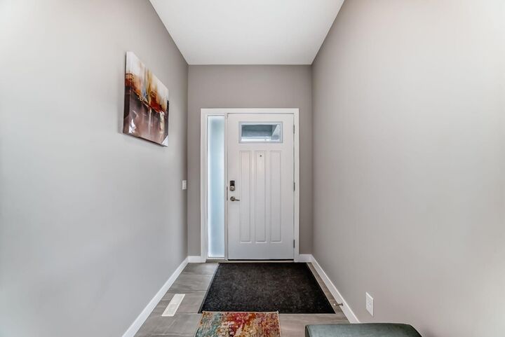 Property Photo:  259 Kingfisher Crescent  AB T4A 0X5 