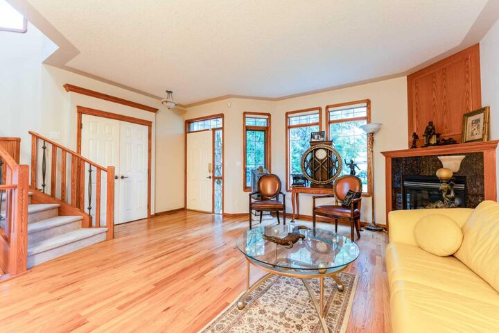 Property Photo: 256 43 Avenue NW AB T2K 0H6