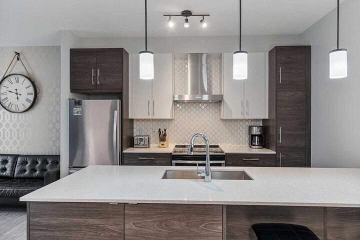 Property Photo: 122 Mahogany Centre SE 313 AB T3M 2Y1