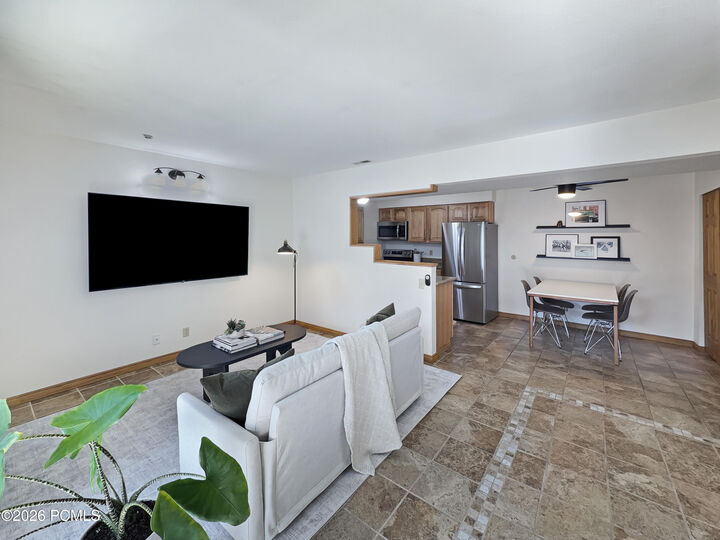 Property Photo:  1690 Upper Ironhorse Road Unit 7  UT 84060 