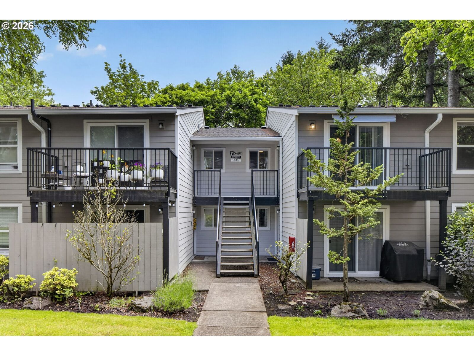 Property Photo: 5482 SW Alger Ave 12 OR 97005