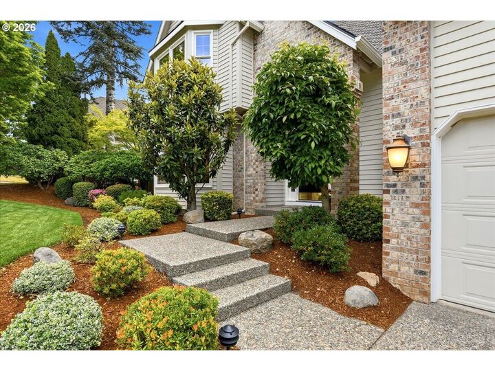 Property Photo:  14590 SW Peachtree Dr  OR 97224 