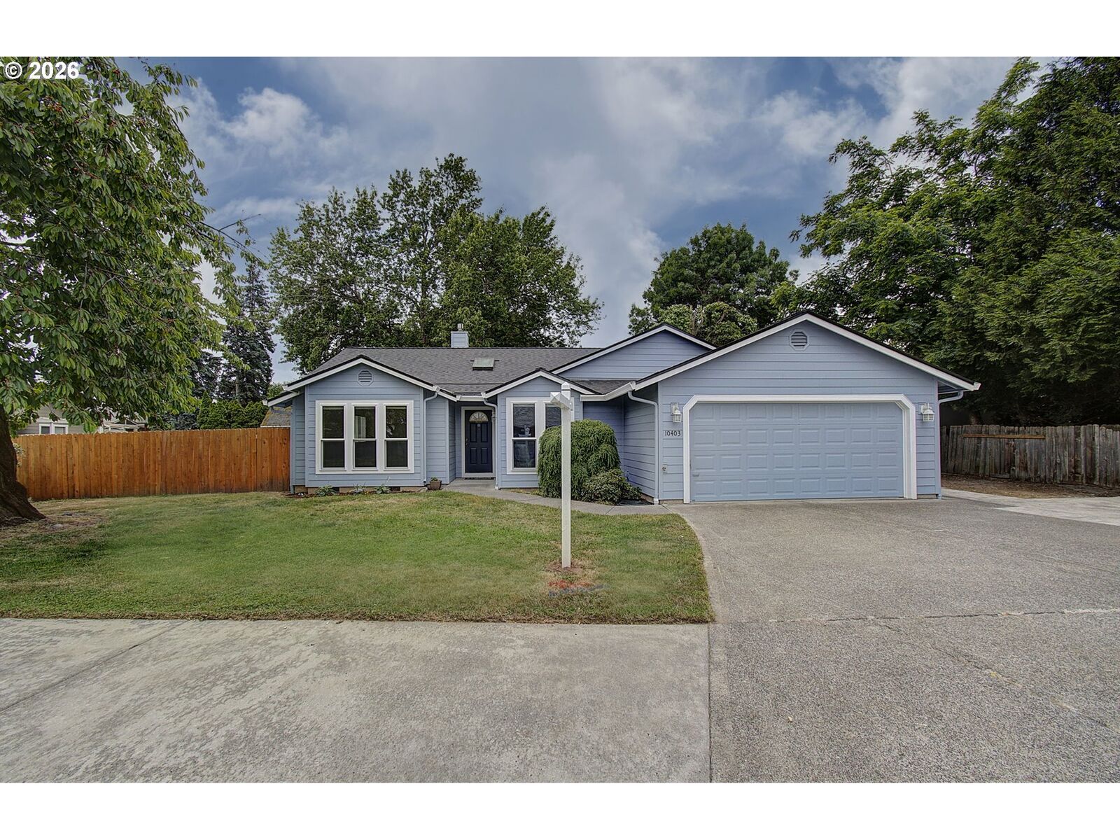 Property Photo: 10403 NW 15th Ave WA 98685