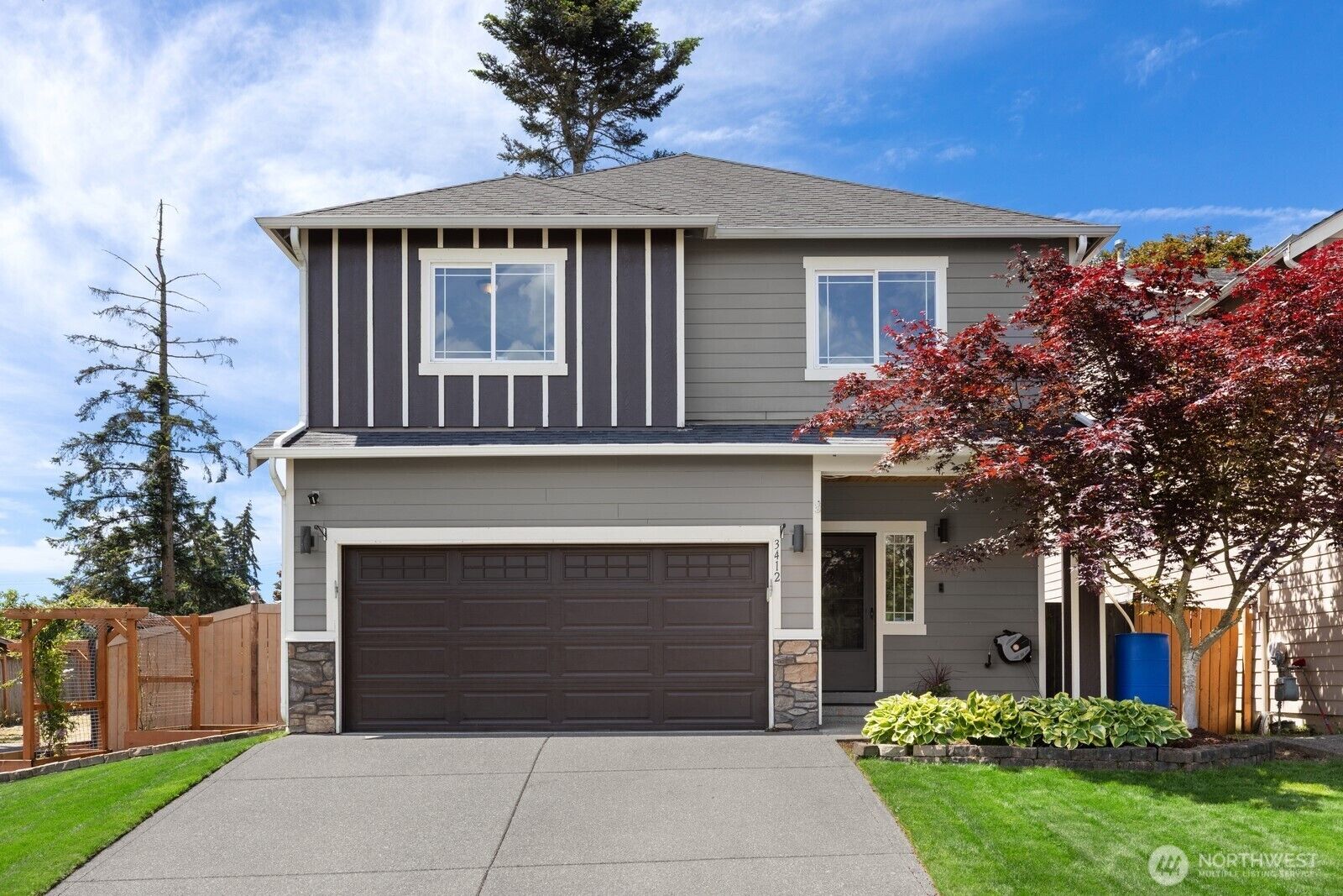 Property Photo: 3412 S 258th Place WA 98032