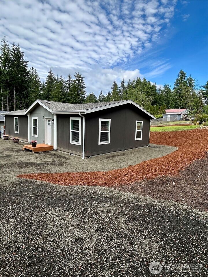 Property Photo: 420 E Herron Drive WA 98584