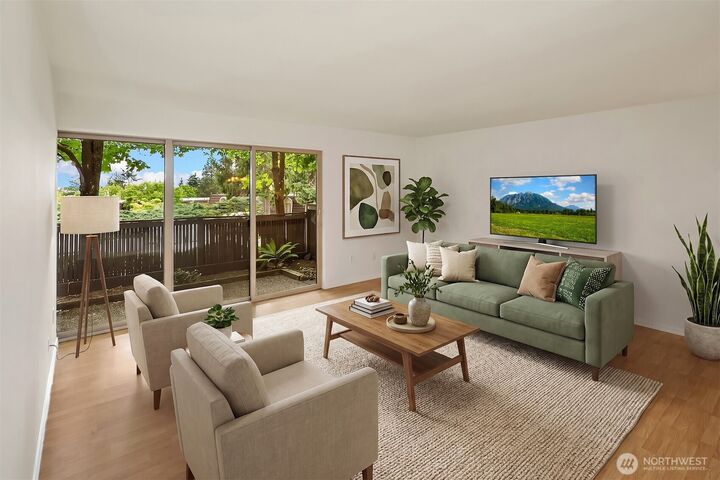 Property Photo: 11208 NE 68th Street 117 WA 98033