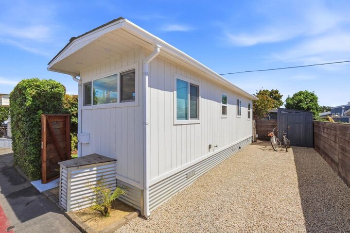 Property Photo:  890 38th Avenue 48  CA 95062 