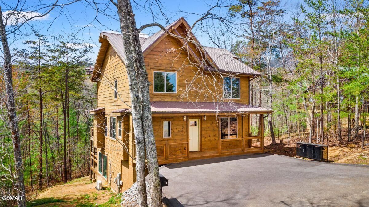 Property Photo:  2009 Smoky Cove Road  TN 37876 